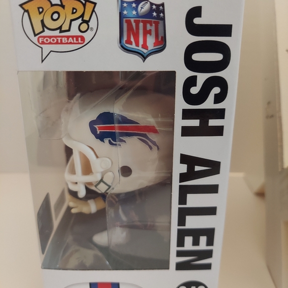 Buffalo Bills Josh Allen #249 Funko pop with standing ovation trading card - Picture 5 of 7